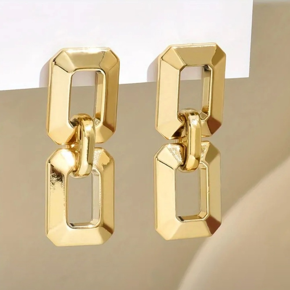 Gold Geometric Link acrylic Earrings